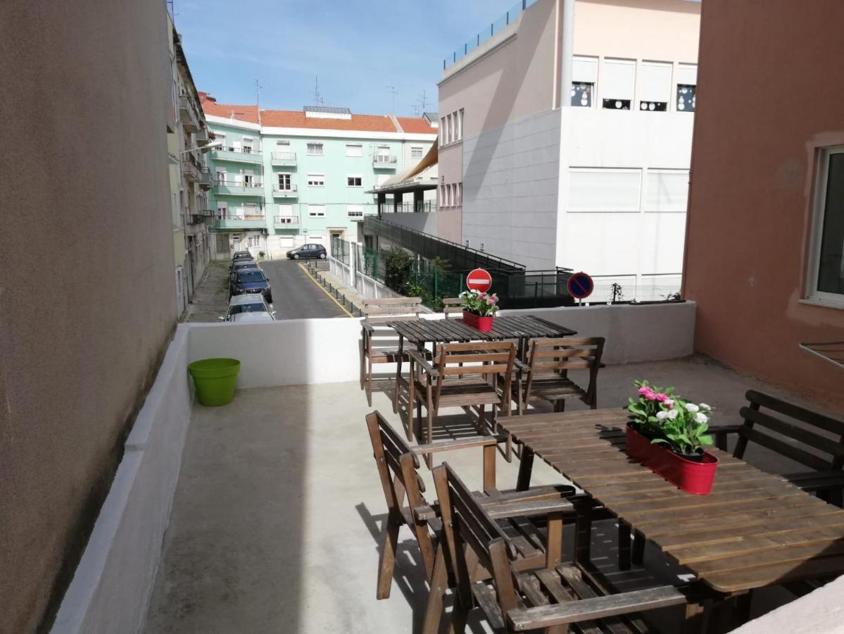 Bed&Shower Moscavide -Self Check-In Exterior foto